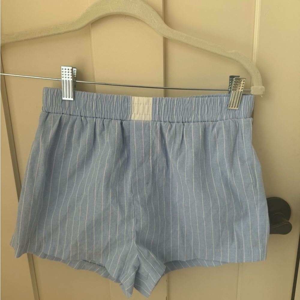 Edikted Blue Striped Women Shorts